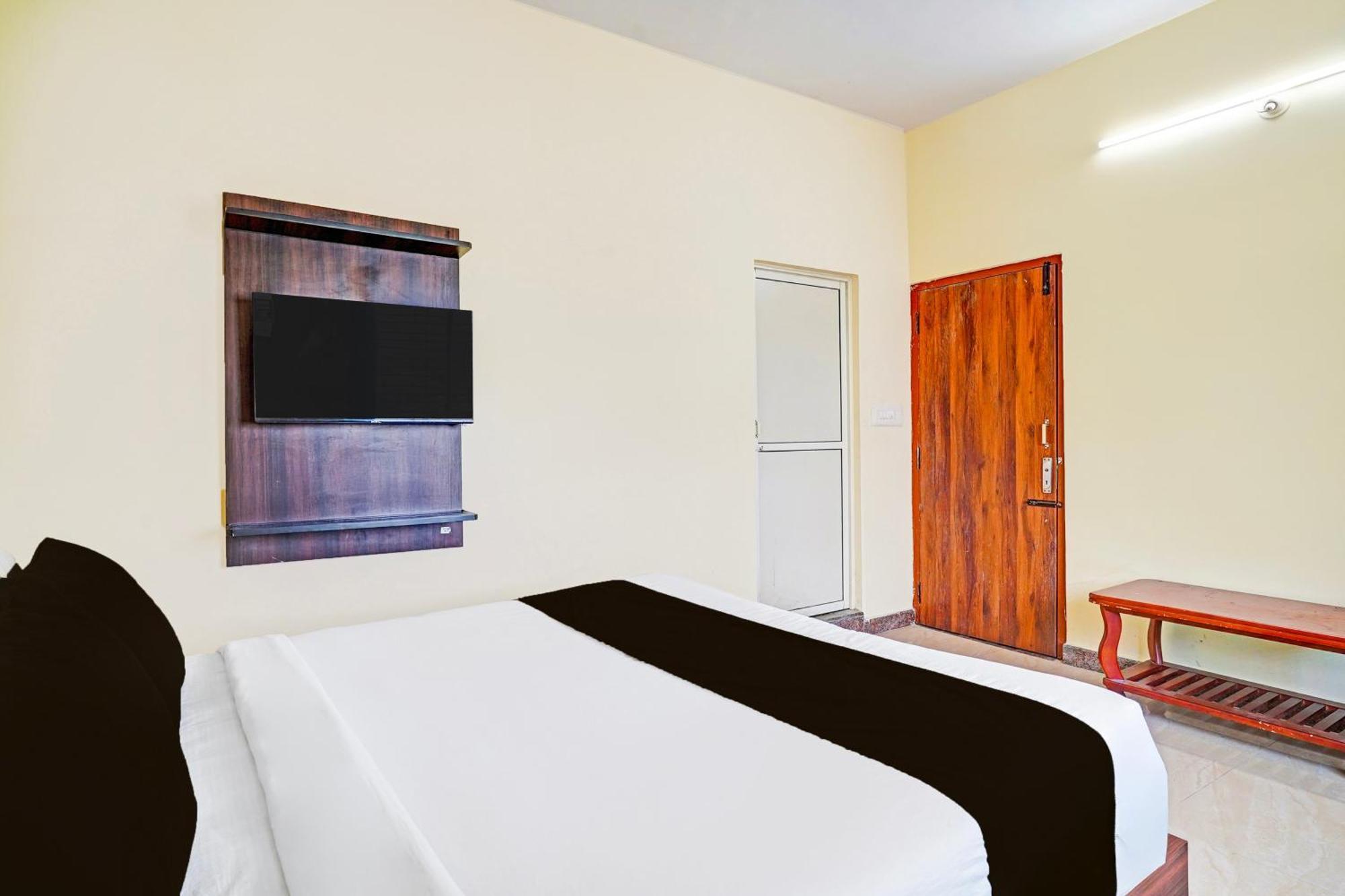 Super Hotel O Srigandhakavalu Formerly Chamundeshwari Lodging Jālahalli Exteriér fotografie