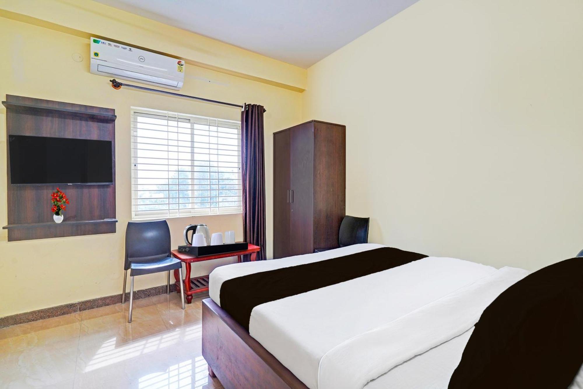 Super Hotel O Srigandhakavalu Formerly Chamundeshwari Lodging Jālahalli Exteriér fotografie