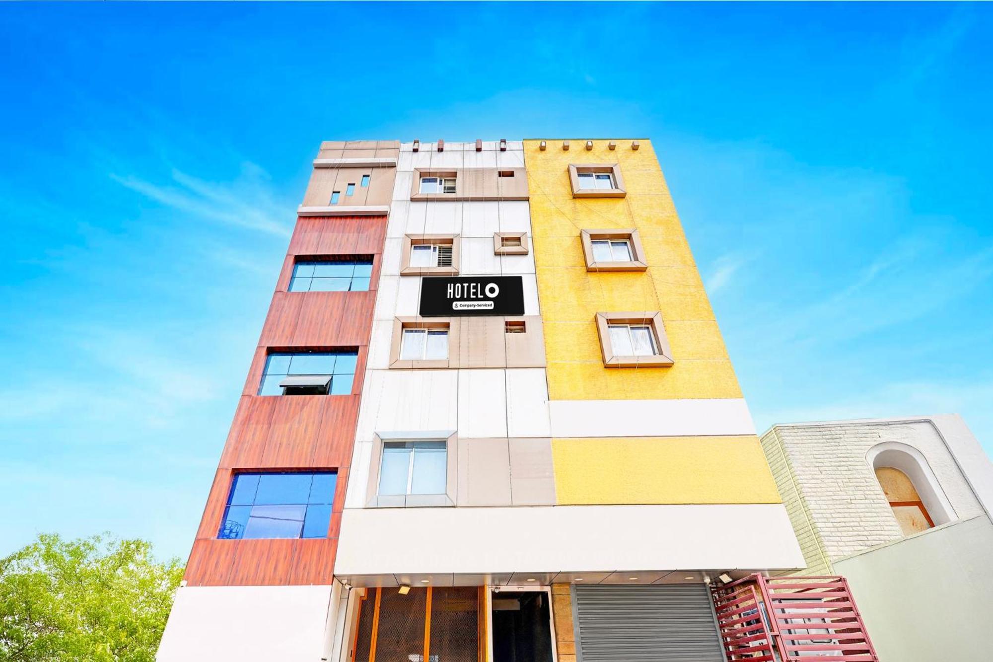 Super Hotel O Srigandhakavalu Formerly Chamundeshwari Lodging Jālahalli Exteriér fotografie