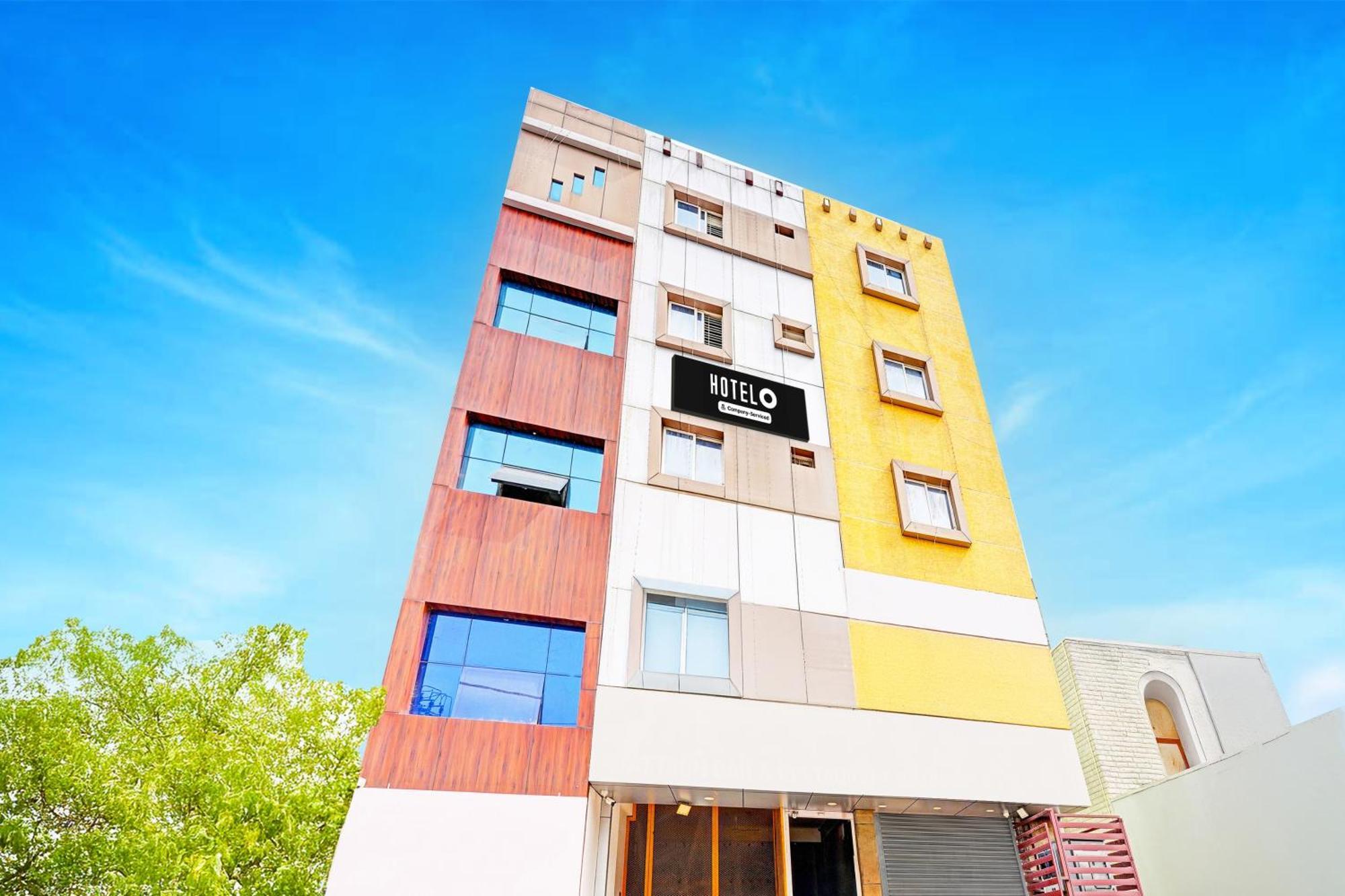 Super Hotel O Srigandhakavalu Formerly Chamundeshwari Lodging Jālahalli Exteriér fotografie